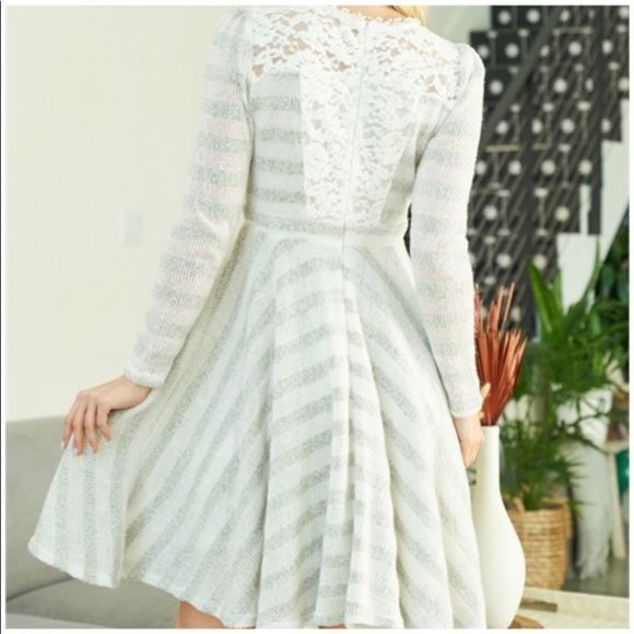 54. NWT RYU, Beautiful Winter Ivory Sweater Dress - Picture 2 of 8